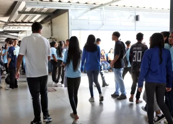 Pé-de-Meia: sétima parcela começa a ser paga nesta segunda, com valores de R$ 200 e R$ 225