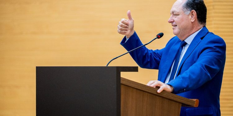 Pedro Fernandes defende descentralização da saúde e cirurgias mais perto das famílias de Rondônia Pedro Fernandes defende descentralização da saúde e cirurgias mais perto das famílias de Rondônia