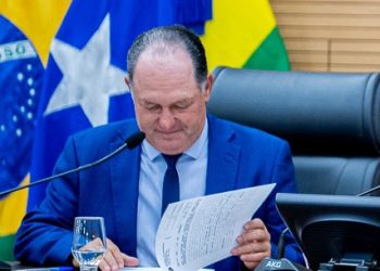 Pedro Fernandes leva ao governador eleito pedido de recapeamento e pavimentação de rodovias do Vale do Jamari