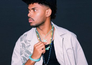 Robert supera um amor passado em novo single “Beira do Mar”