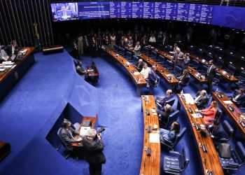 Senado aprova teto maior e perdão de dívidas para MEIs; texto vai à sanção
