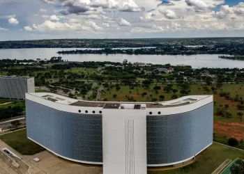 TSE proíbe Meta de restringir publicações sobre candidatos à Presidência